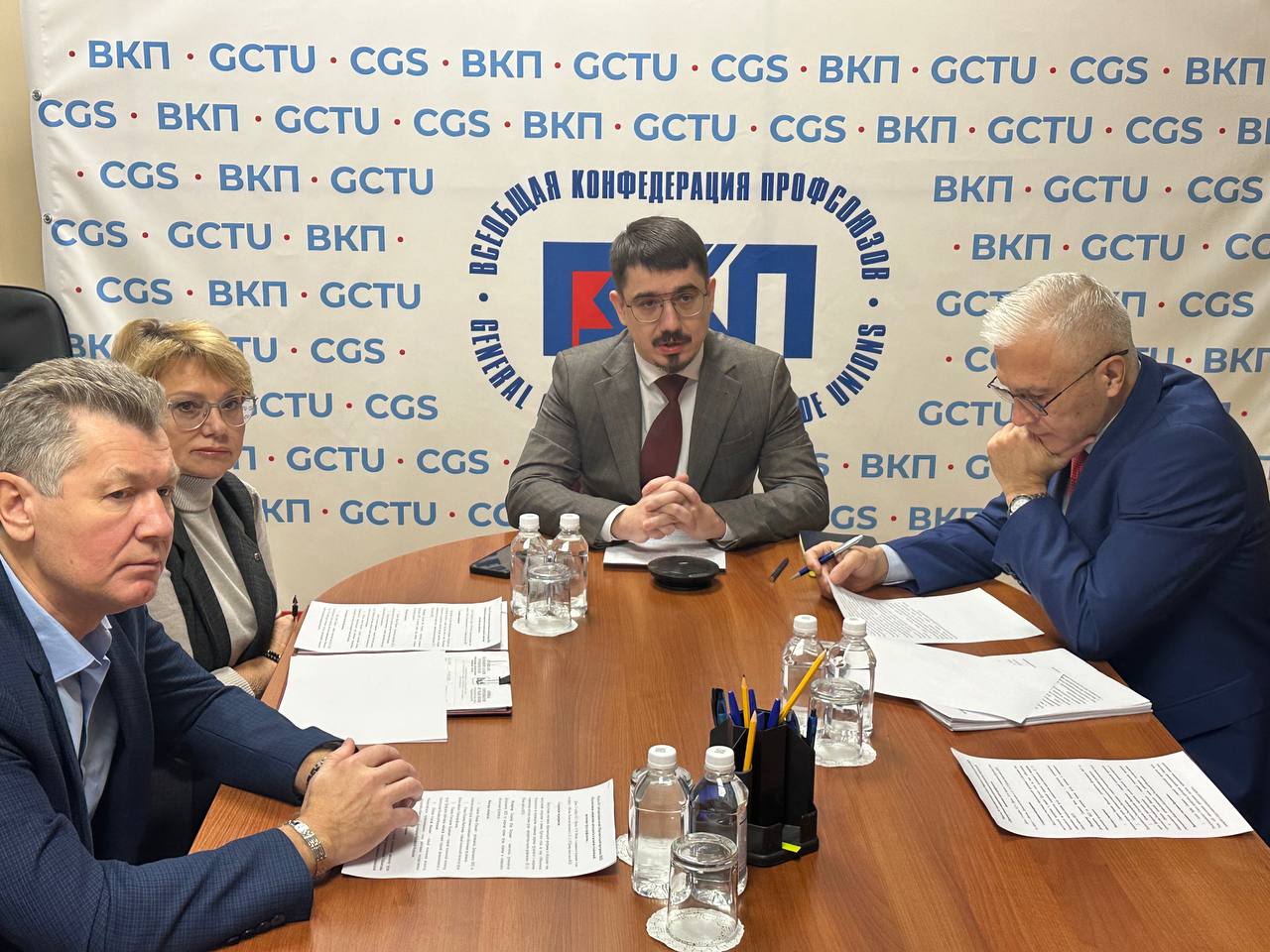 Круглый стол ВКП «Современные методы охраны труда и здоровья – приоритетные задачи профсоюзов» 18 ноября 2025