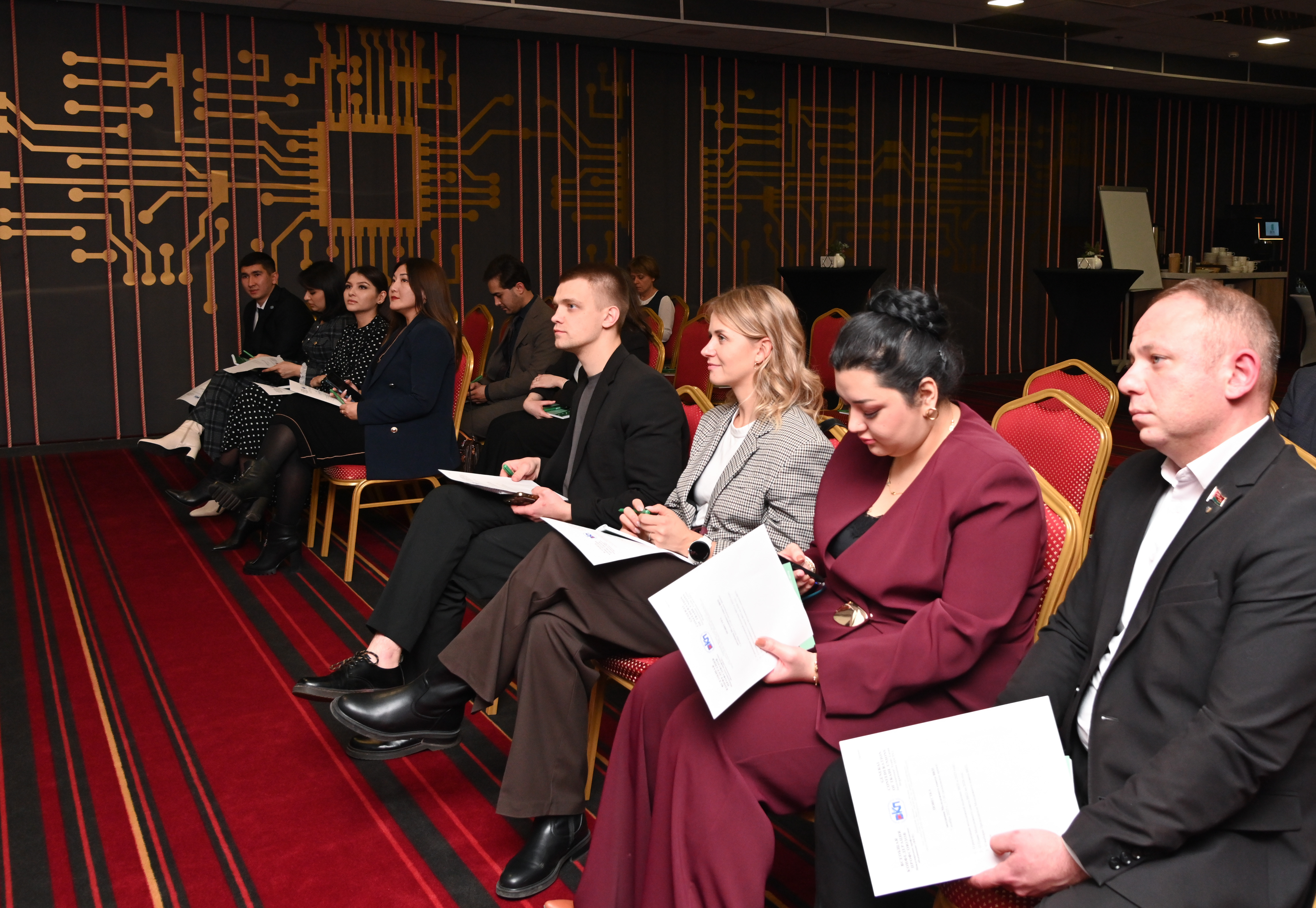 Заседание Молодежного совета ВКП. Москва, 7 декабря