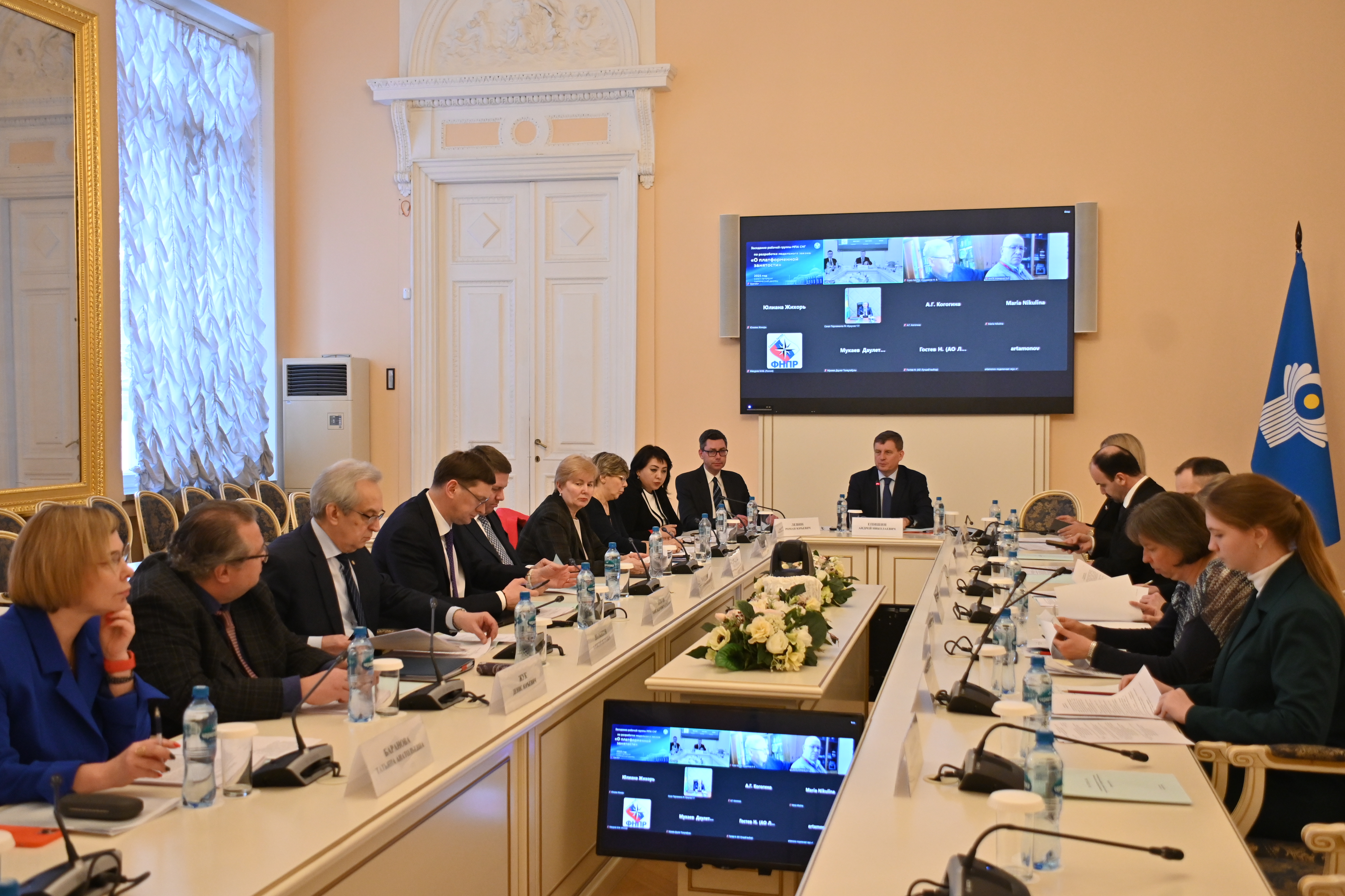 Предложения ВКП по защите прав платформенных занятых учтены в модельном законопроекте СНГ